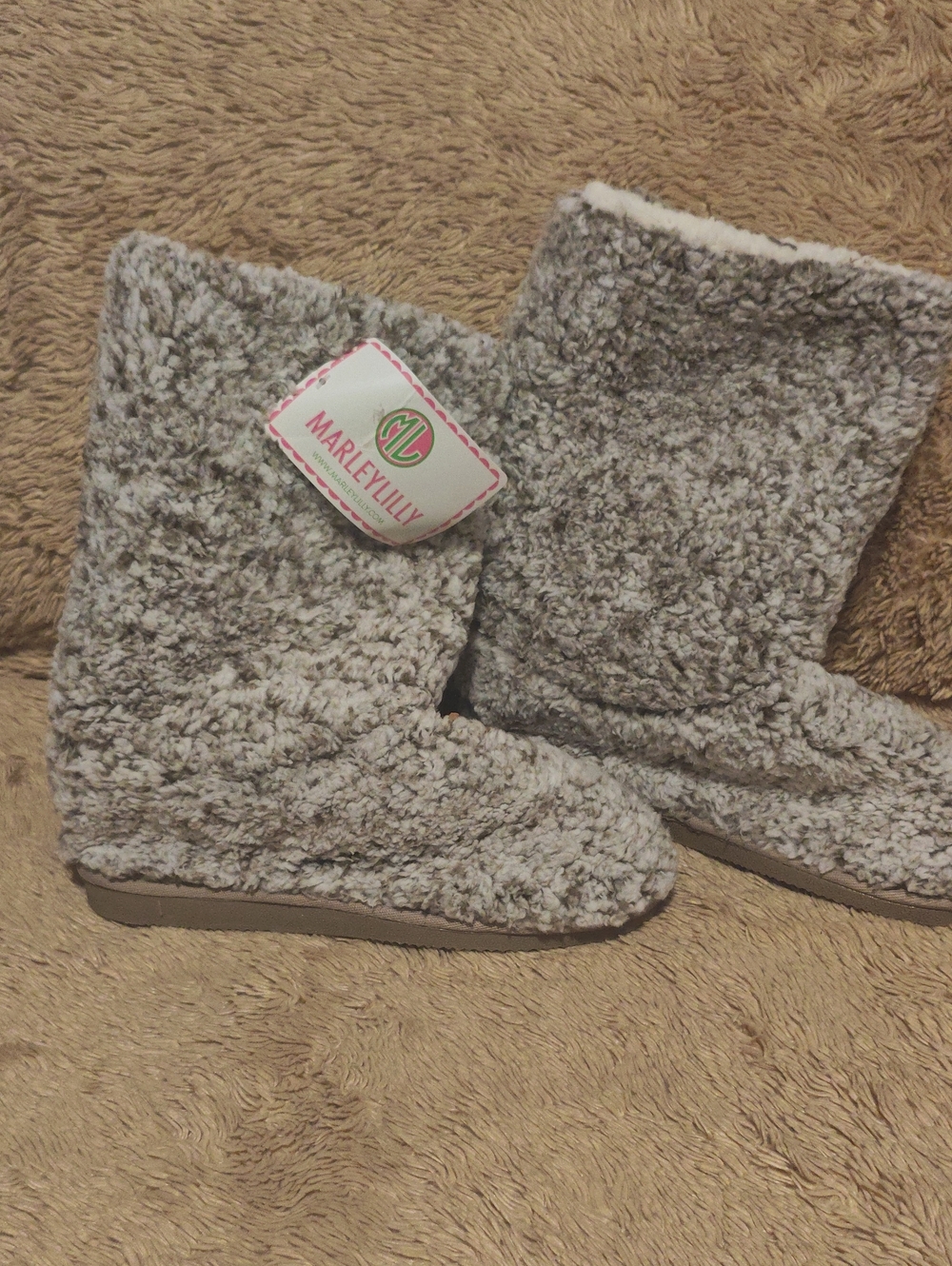 Marley Lilly Women's Gray Plush Sherpa Bootie Slippers